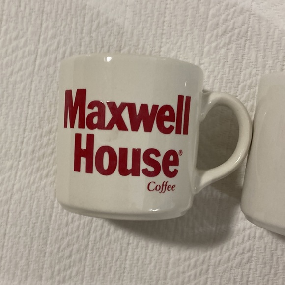 Vintage pair of Maxwell House mugs - Picture 5 of 6